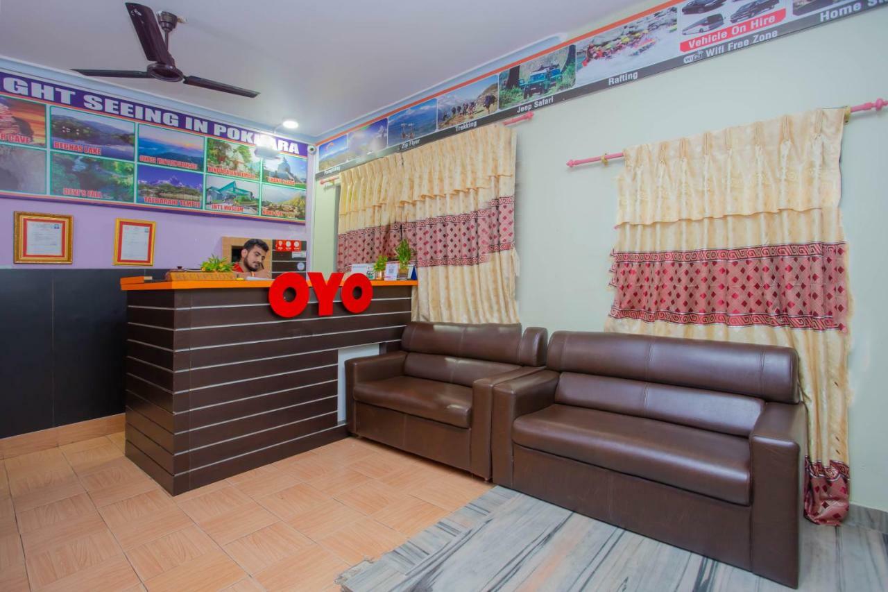 Oyo 575 Api Suites Pokhara Eksteriør bilde