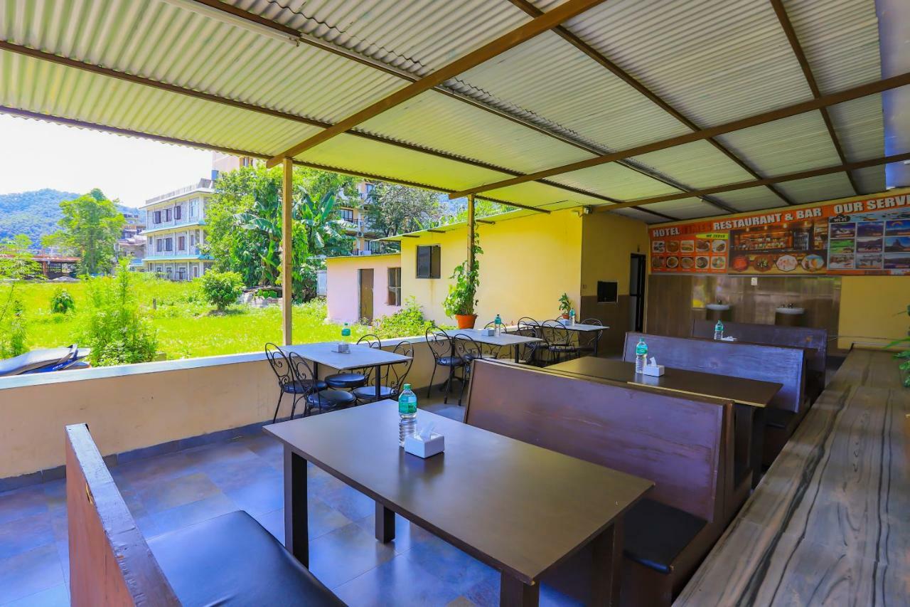 Oyo 575 Api Suites Pokhara Eksteriør bilde