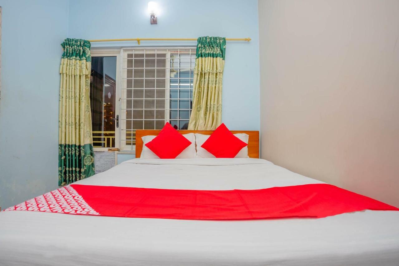 Oyo 575 Api Suites Pokhara Eksteriør bilde
