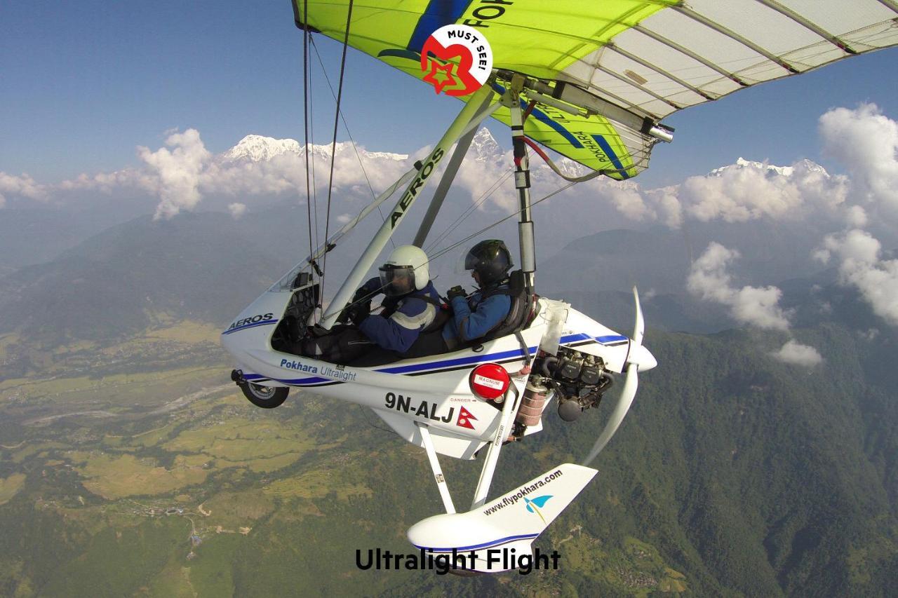 Oyo 575 Api Suites Pokhara Eksteriør bilde