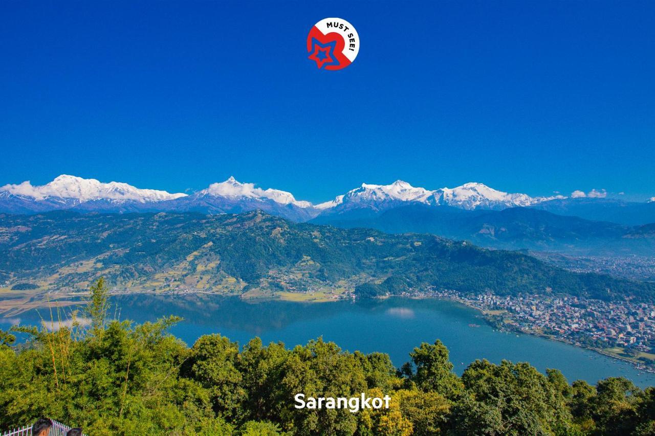 Oyo 575 Api Suites Pokhara Eksteriør bilde