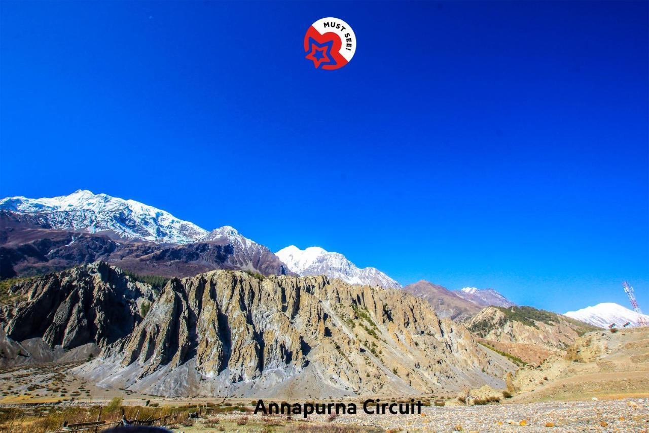 Oyo 575 Api Suites Pokhara Eksteriør bilde