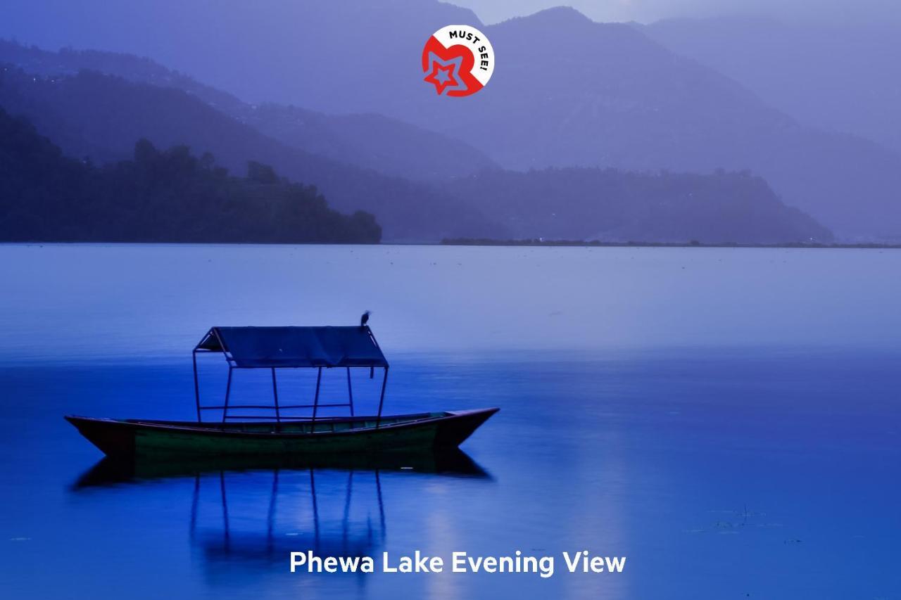 Oyo 575 Api Suites Pokhara Eksteriør bilde